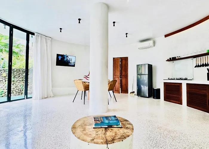 Villa Hillstone Luxury Village